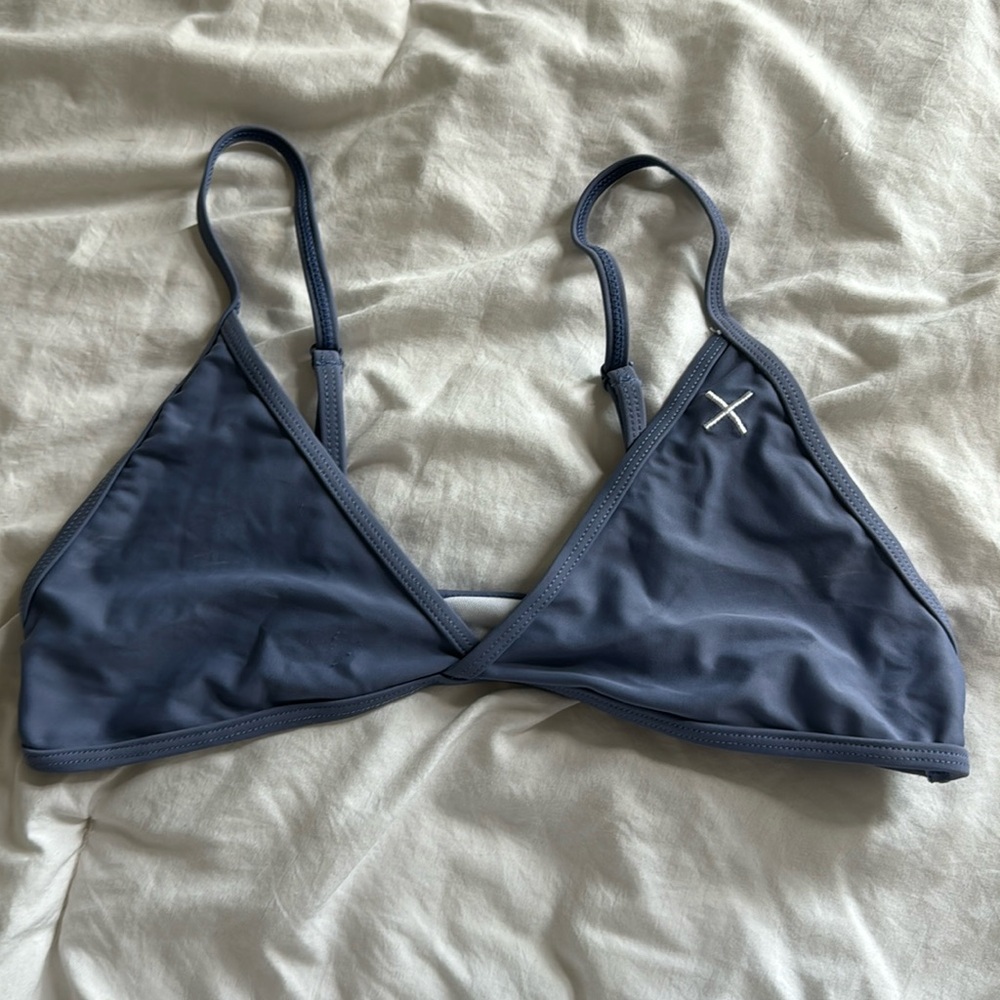 Boutine LA bikini top